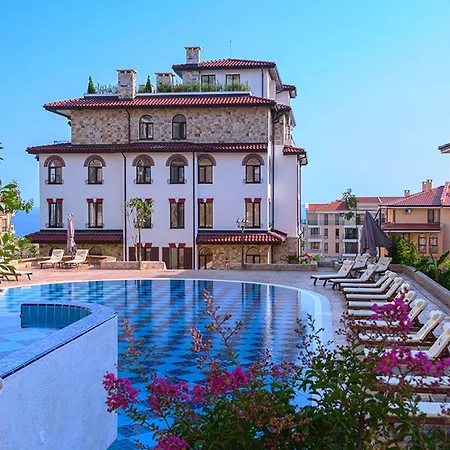 Apartahotel Artur 3*