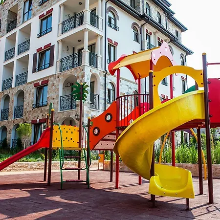 Artur Apartahotel 3*