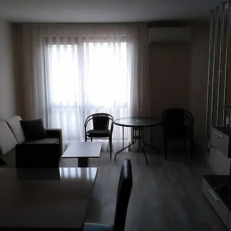 Artur Apartahotel 3*